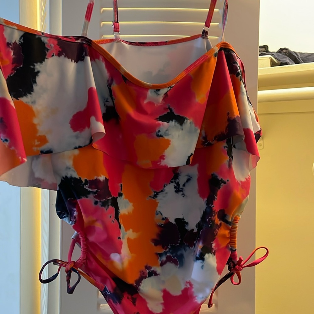 Off the shoulder swimsuit